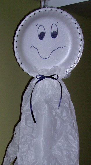 Spooky Hanging Ghosts Spooky Hanging Ghosts