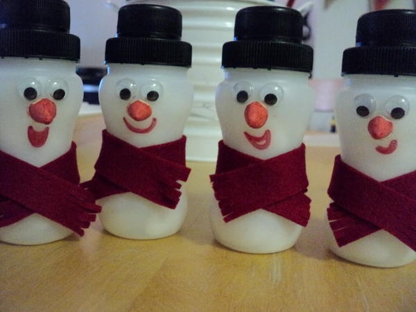 Yogurt Bottle Snowmen Yogurt Bottle Snowmen