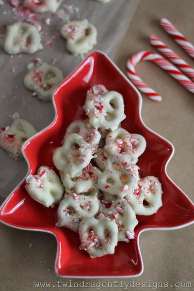 Quick Chocolate Peppermint Pretzels Quick Chocolate Peppermint Pretzels
