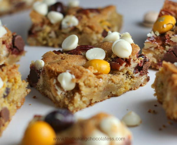 Autumn Pecan Pie M&M Blondies Autumn Pecan Pie M&M Blondies