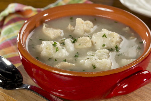 Old-Fashioned Chicken and Dumplings