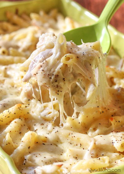 Cheesy Chicken Alfredo Casserole Cheesy Chicken Alfredo Casserole