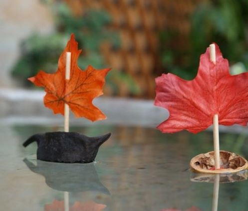 Walnut Shell Leaf Boat Walnut Shell Leaf Boat