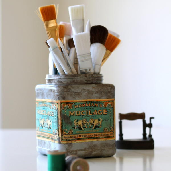 Plastic Tub to Faux Vintage Tin Plastic Tub to Faux Vintage Tin