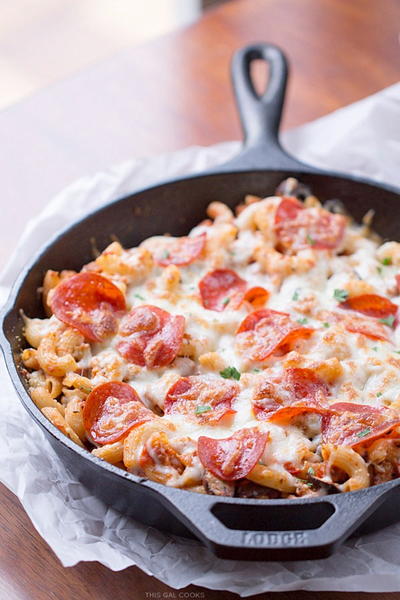 Skillet Supreme Pizza Casserole Skillet Supreme Pizza Casserole