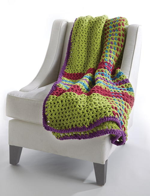 Homey Plaid Crochet Blanket Homey Plaid Crochet Blanket