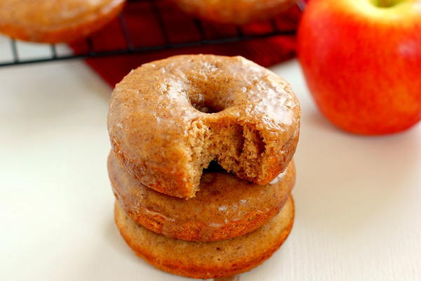 Glazed Apple Cider Doughnuts