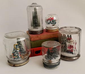 Recycled Waterless Snowglobes Recycled Waterless Snowglobes