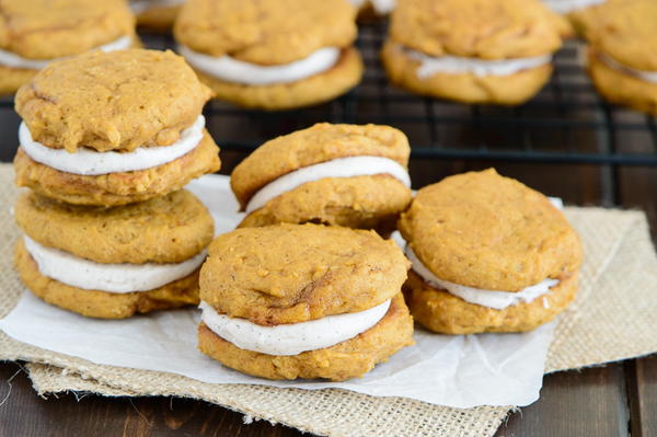 Pumpkin Molasses Whoopie Pies Pumpkin Whoopie Pies