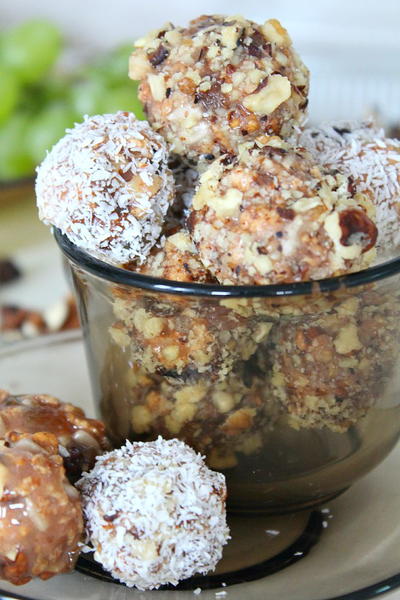 Walnut Caramel Energy Balls