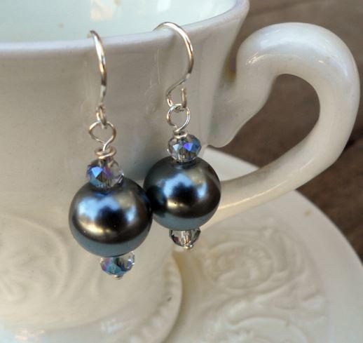 Black Glass Pearl Earrings Black Glass Pearl Earrings