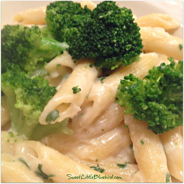 Creamy Garlic Penne Pasta Creamy Garlic Penne Pasta