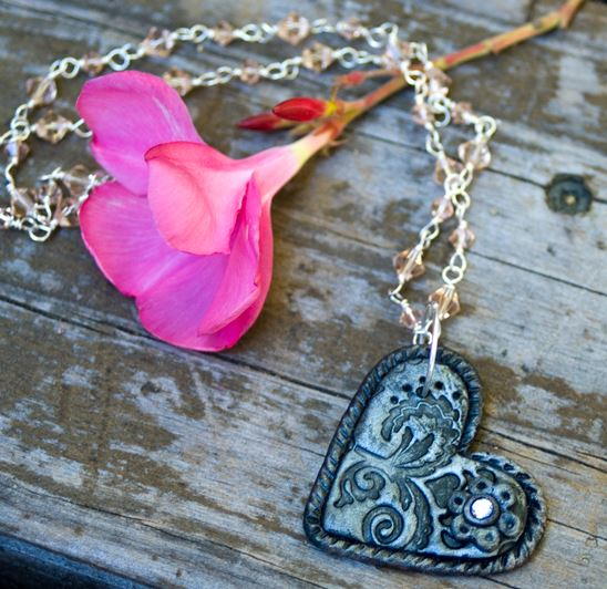 Midnight Rendezvous DIY Necklace Midnight Rendezvous DIY Necklace