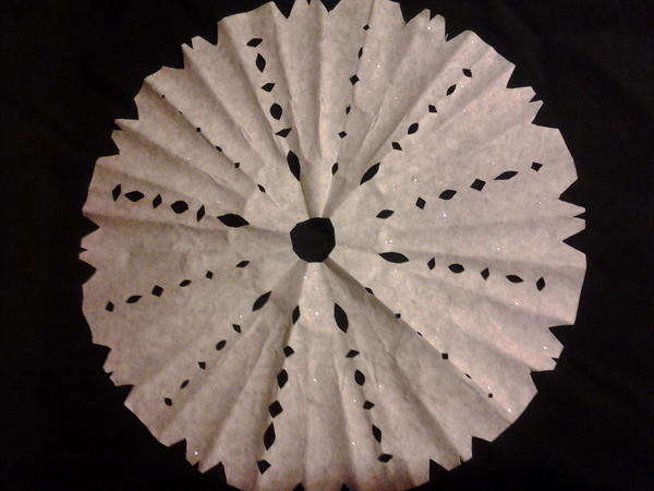 Coffee Filter Snowflake Ornaments Coffee Filter Snowflake Ornaments
