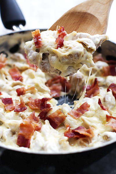Cheesy Bacon Alfredo Shells Cheesy Bacon Alfredo Shells