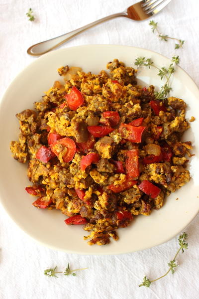 Red Pepper and Turkey Sausage Scramble Red Pepper and Turkey Sausage Scramble