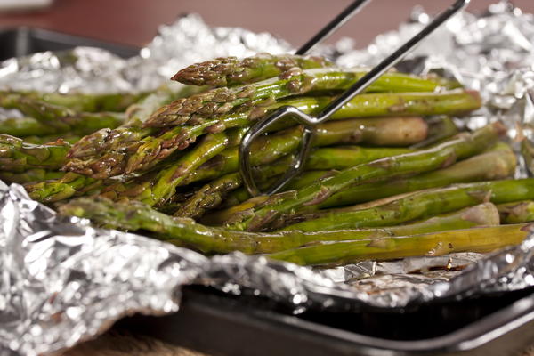 EDR Baked Balsamic Asparagus