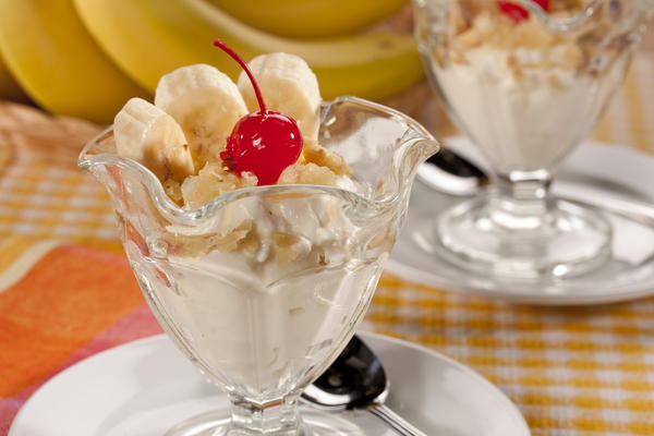 EDR Breakfast Banana Sundae