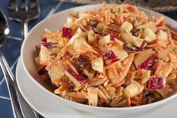 EDR Carrot Raisin Salad with Apples