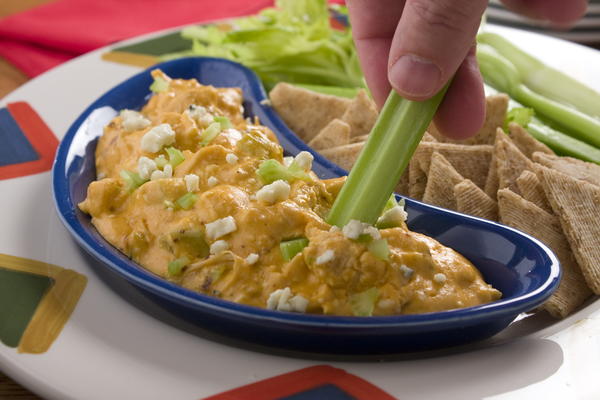 Cheesy Buffalo Chicken Dip