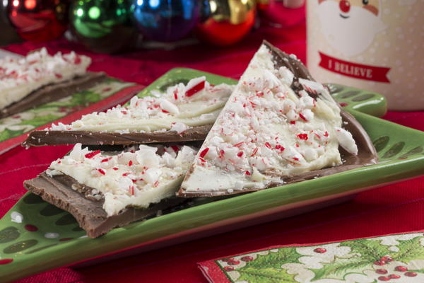 Candy Cane Chocolate Bark Candy Cane Chocolate Bark