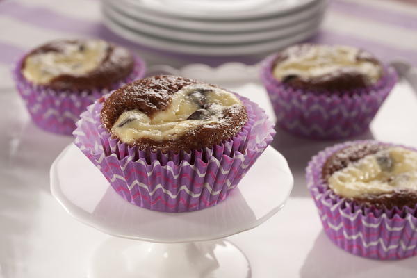 EDR Chocolate Chip Cheesecake Cupcakes