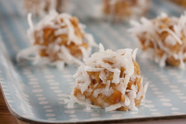 EDR Coconut Peanut Butter Bites