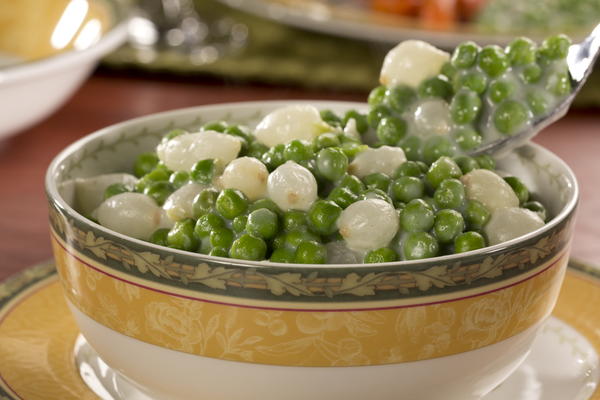 EDR Creamed Onions and Peas