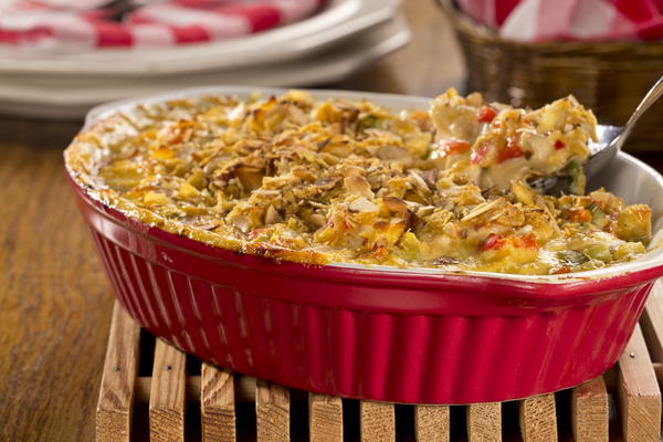 Creamy Crunchy Chicken Casserole EDR Creamy Crunchy Chicken Casserole