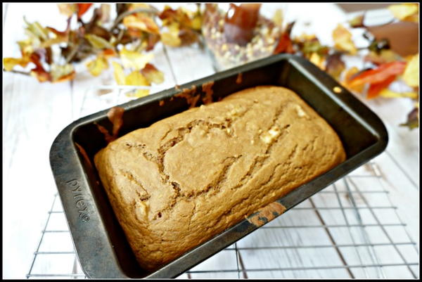 Spiced Apple Bread Spiced Apple Bread