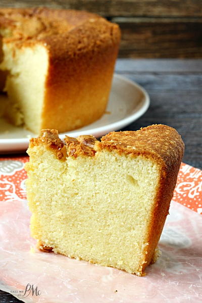 Easy Sour Cream Pound Cake