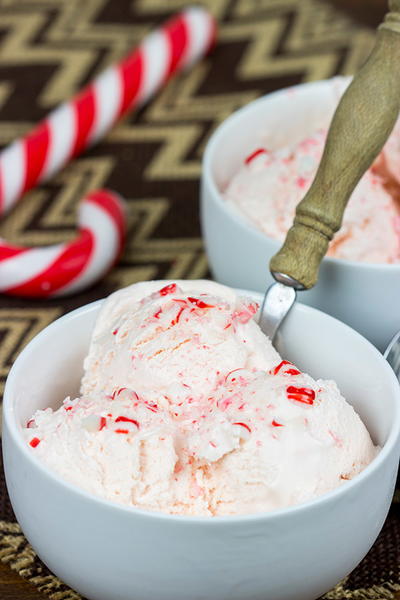 Easy Peppermint Ice Cream Peppermint Ice Cream