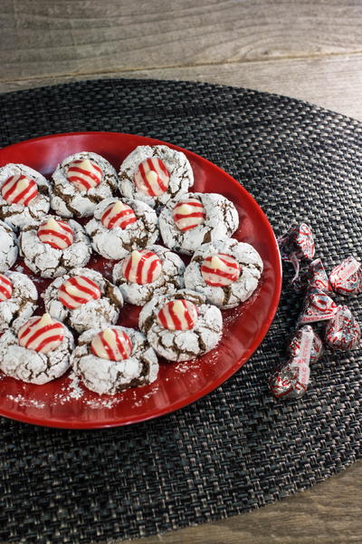 Peppermint Blossom Crinkle Cookies Peppermint Blossom Crinkle Cookies