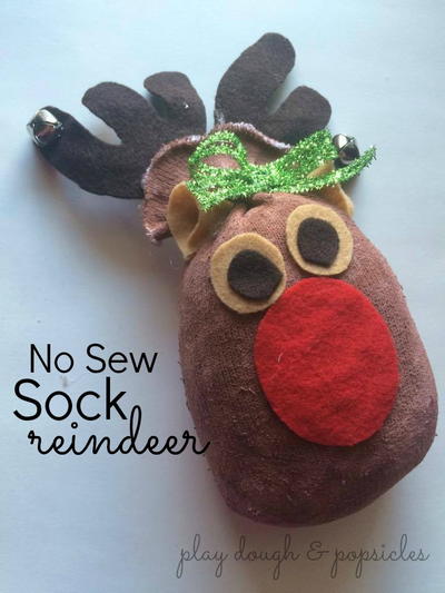 No-Sew Sock Reindeer