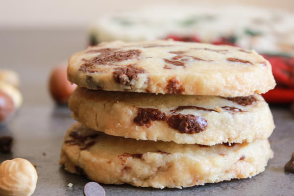 Thick Nutella Chip Shortbread Cookies Thick Nutella Chip Shortbread Cookies