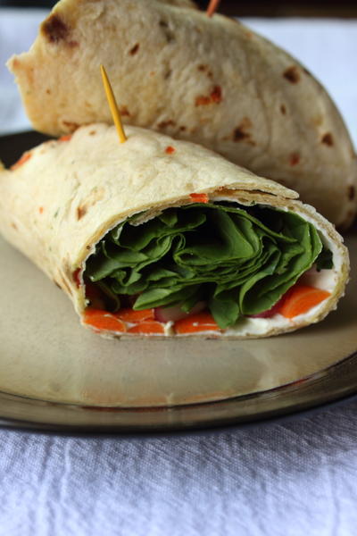 Chicken Spinach Veggie Wraps Chicken Spinach Veggie Wraps