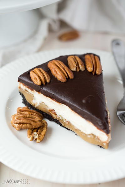 Almost No Bake Turtle Cheesecake