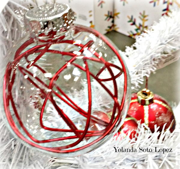 Wrapped in Wire Ornaments Wrapped in Wire Ornaments