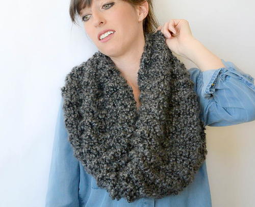 Eiffel Beginner Knit Cowl Pattern