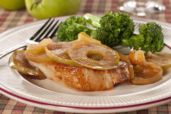 Maple Apple Pork Chops EDR Maple Apple Pork Chops