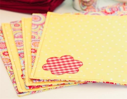 Reversible Placemat Sewing Pattern Reversible Placemat Sewing Pattern