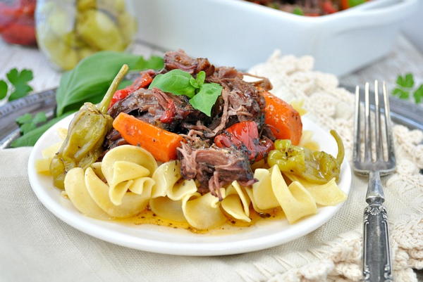 Easy Slow Cooker Italian Pot Roas Easy Slow Cooker Italian Pot Roast