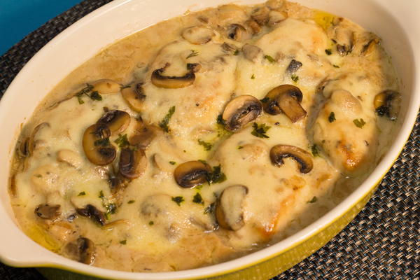 Comforting and Creamy Chicken Gloria Casserole Comforting and Creamy Chicken Gloria Casserole