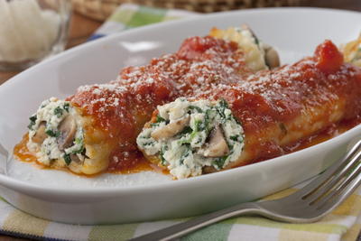 Restaurant-Style Spinach Manicotti