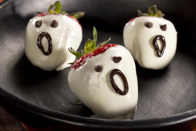 Strawberry Ghosts & Goblins