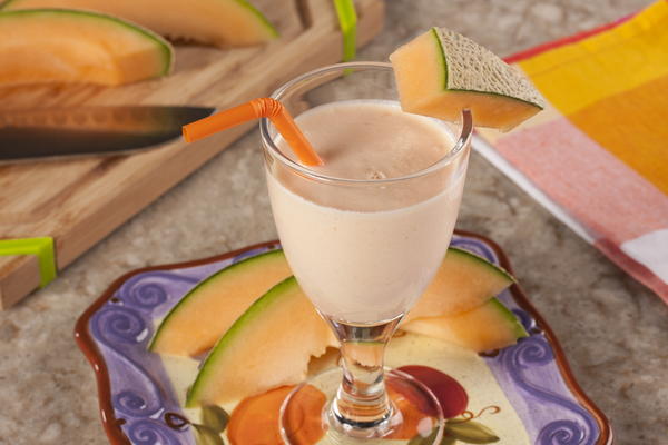 EDR Cantaloupe Yogurt Smoothie