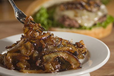 Sweet and Spicy Caramelized Onions