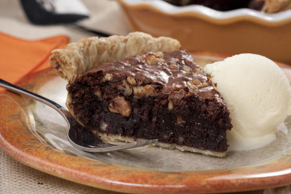 Walnut Brownie Pie