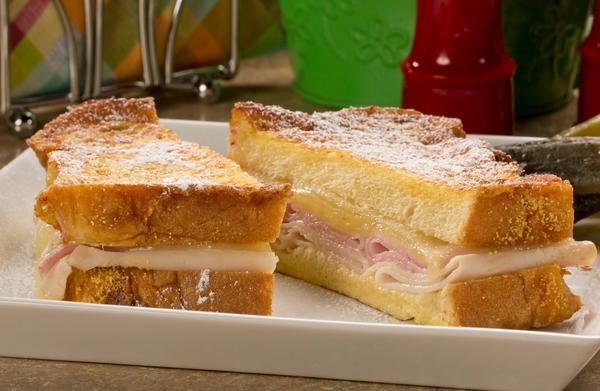 Monte Cristo Sandwiches