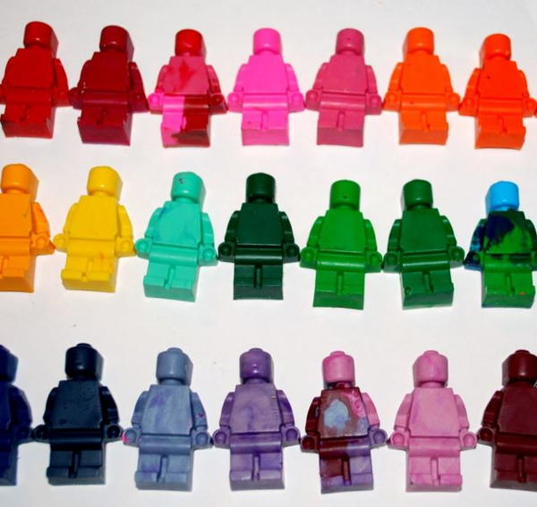 How to Make Lego Shaped Crayons How to Make Lego Shaped Crayons